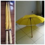 Payung Standar Kuning Polos Gagang Kayu